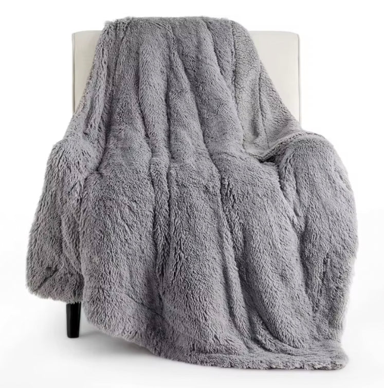 FAUX FUR THROW